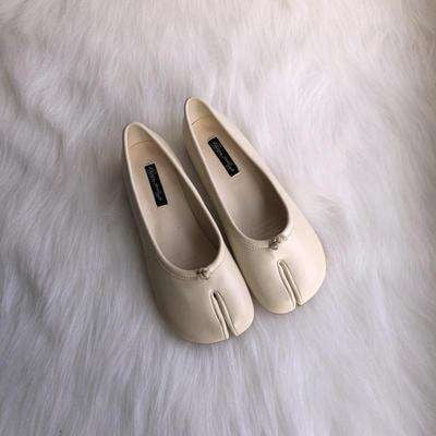 Fashionable Casual Flats Versatile Leather Slippers Daily Wear Shoes - available at Sparq Mart