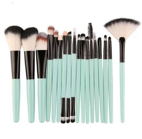 high-quality makeup sets, MAANGE makeup brushes, Sparq Mart - available at Sparq Mart