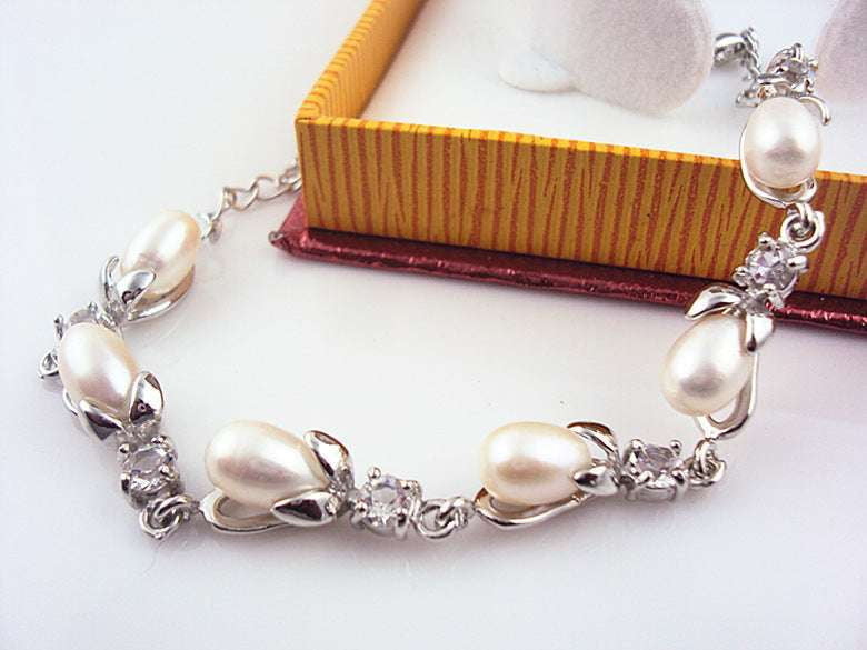 elegant pearl jewelry, Luxe pearl bracelet, pearl bracelet - available at Sparq Mart