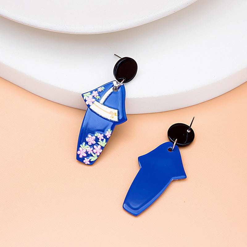 cute plastic earrings, fashion accessory trends, geometric fan earrings - available at Sparq Mart